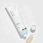 Round Lab 1025 Dokdo Mud Pack Cleansing and moisturizing face mask -100ml - Image 2