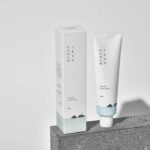 Round Lab 1025 Dokdo Mud Pack Cleansing and moisturizing face mask -100ml - Image 4