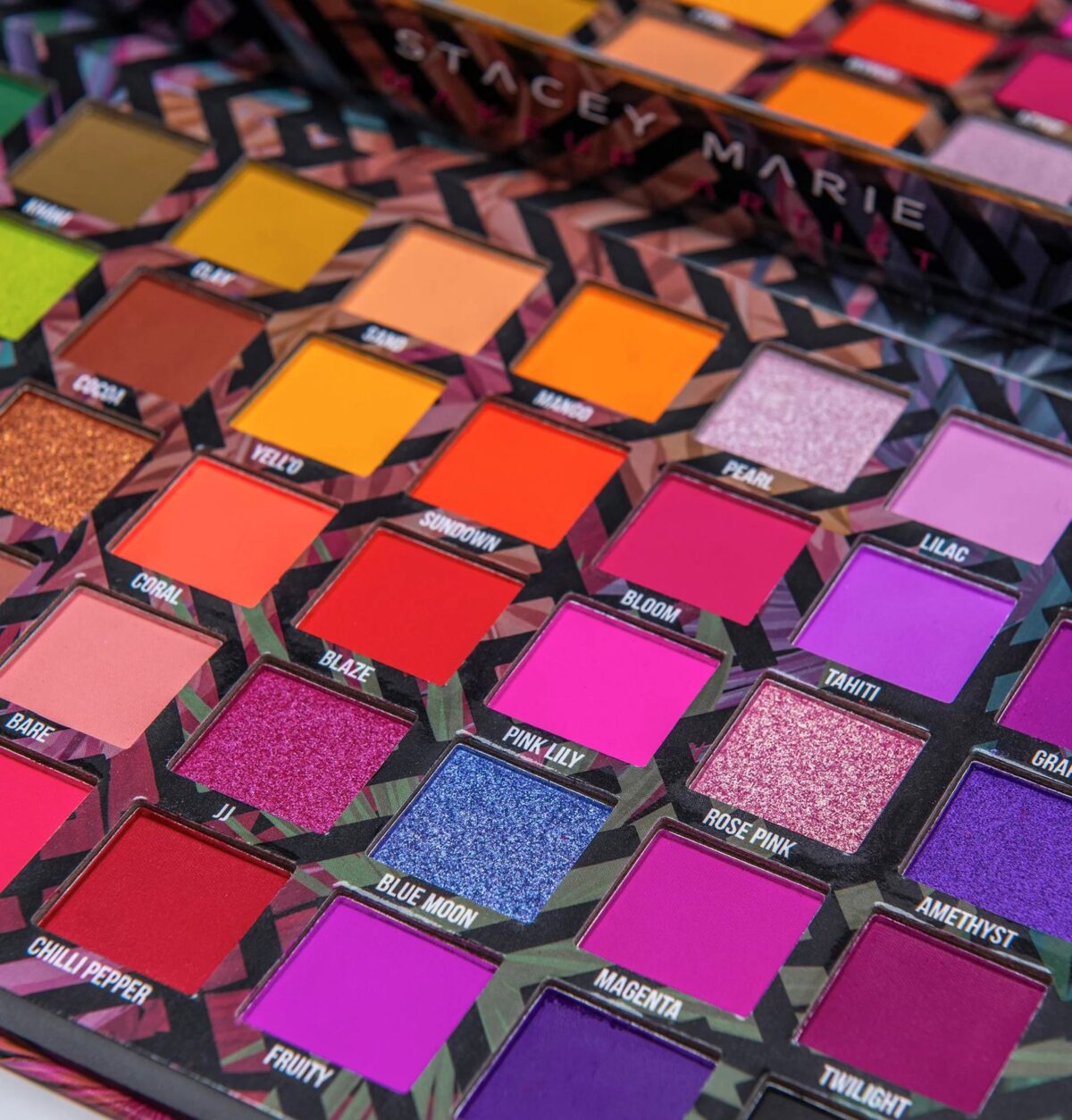 BPerfect x Stacey Marie - Carnival III Love Tahiti Palette - Image 4