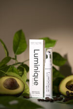 Βee Factor Luminique Essence 5 Advanced Eye Cream - Image 5