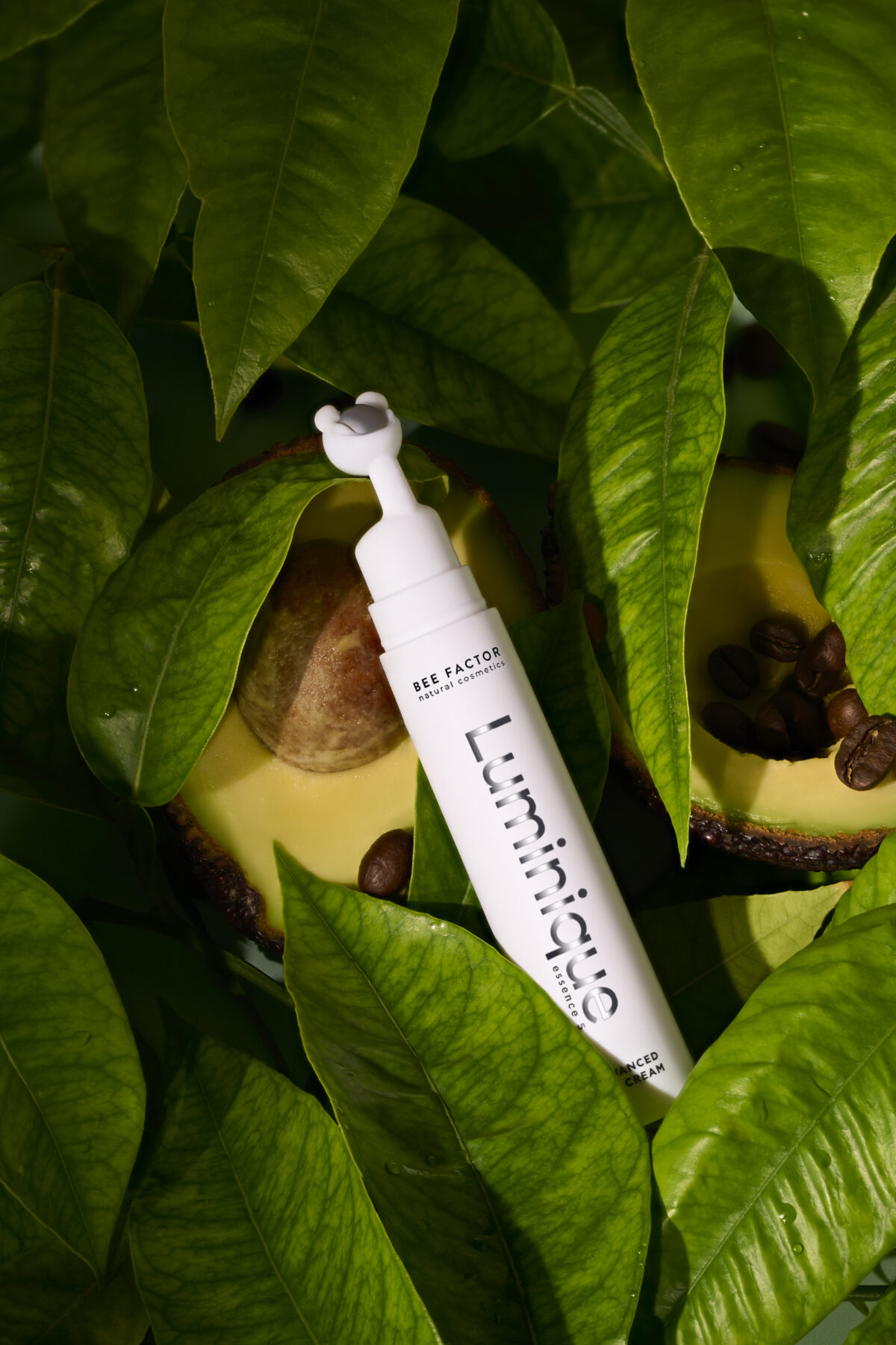 Βee Factor Luminique Essence 5 Advanced Eye Cream - Image 7