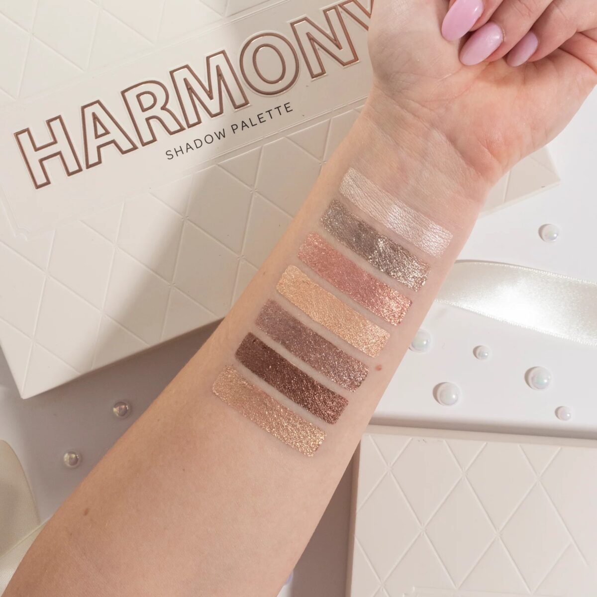 BPerfect Harmony Shadow Palette - Image 4
