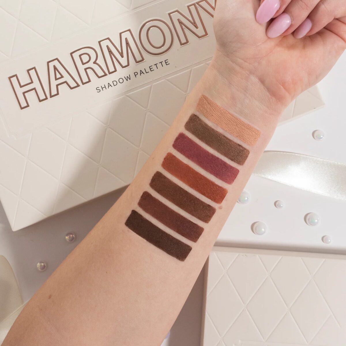 BPerfect Harmony Shadow Palette - Image 6