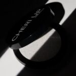 Cheri Up The Glass Flower Highlighter - Image 4